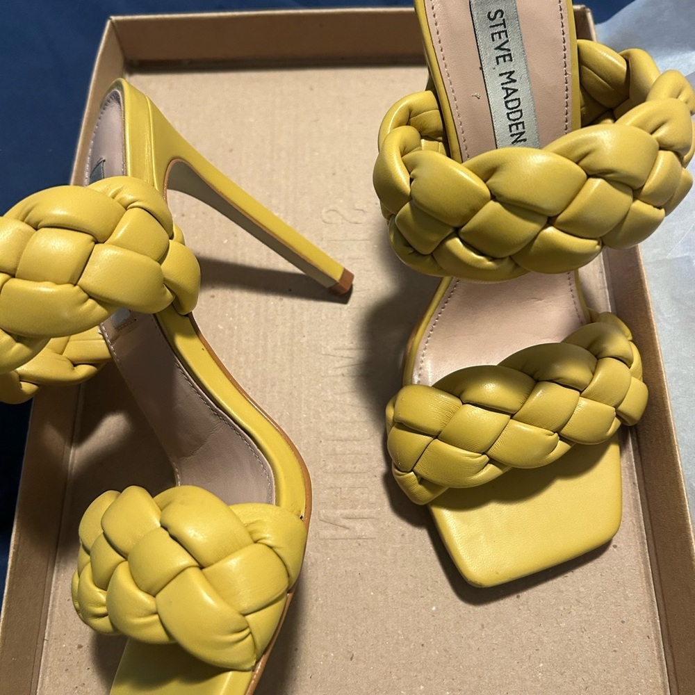 Steve Madden • Mustard Braided Heels • 7.5 - Picture 2 of 8